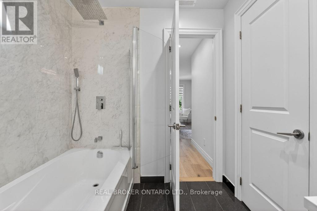 176 Aldercrest Road, Toronto, Ontario  M8W 4J3 - Photo 27 - W13240740