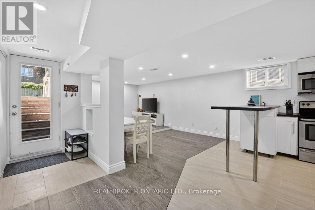 176 Aldercrest Road, Toronto, Ontario  M8W 4J3 - Photo 35 - W13240740