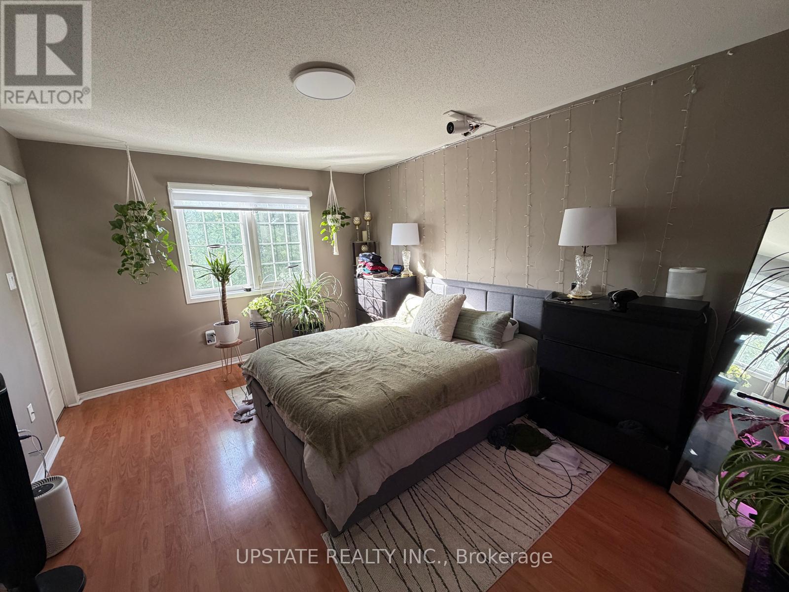 32 Sestina Court, Brampton, Ontario  L6P 1R9 - Photo 10 - W13240760