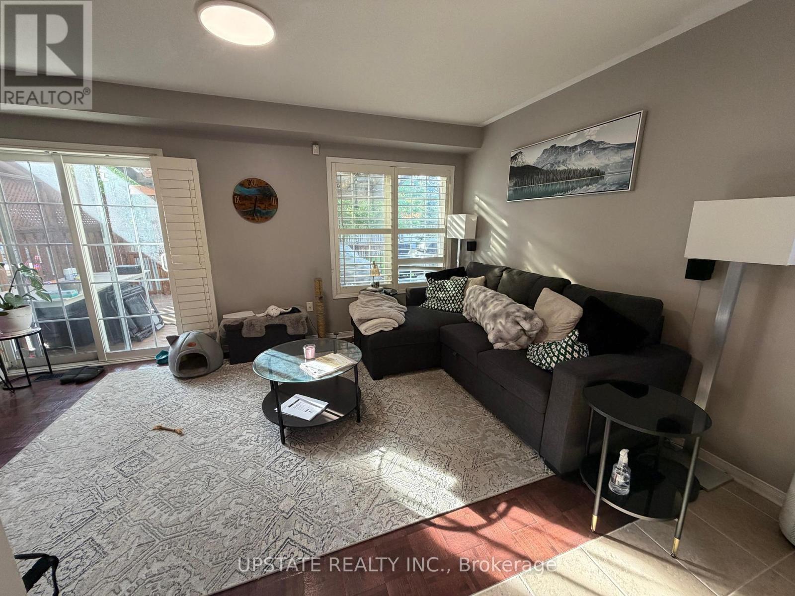 32 Sestina Court, Brampton, Ontario  L6P 1R9 - Photo 6 - W13240760