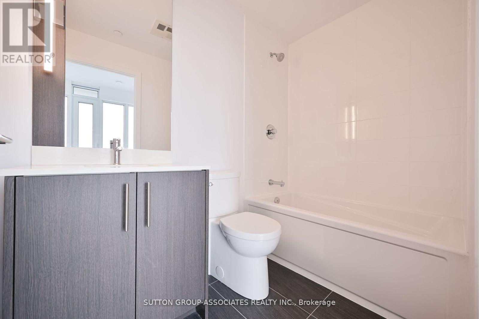 1010 - 215 Veterans Drive, Brampton, Ontario  L7A 0B6 - Photo 11 - W13240808