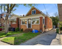 60 WARREN CRESCENT, Toronto, Ontario