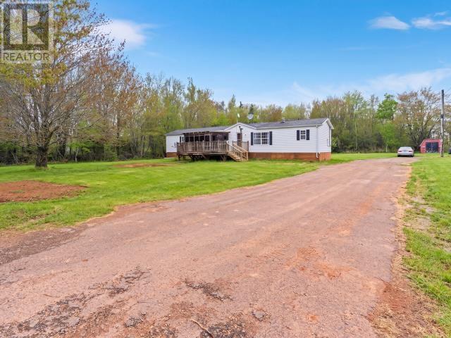 2328 Linkletter, Miscouche, Prince Edward Island  C1N 4J8 - Photo 2 - 202613279