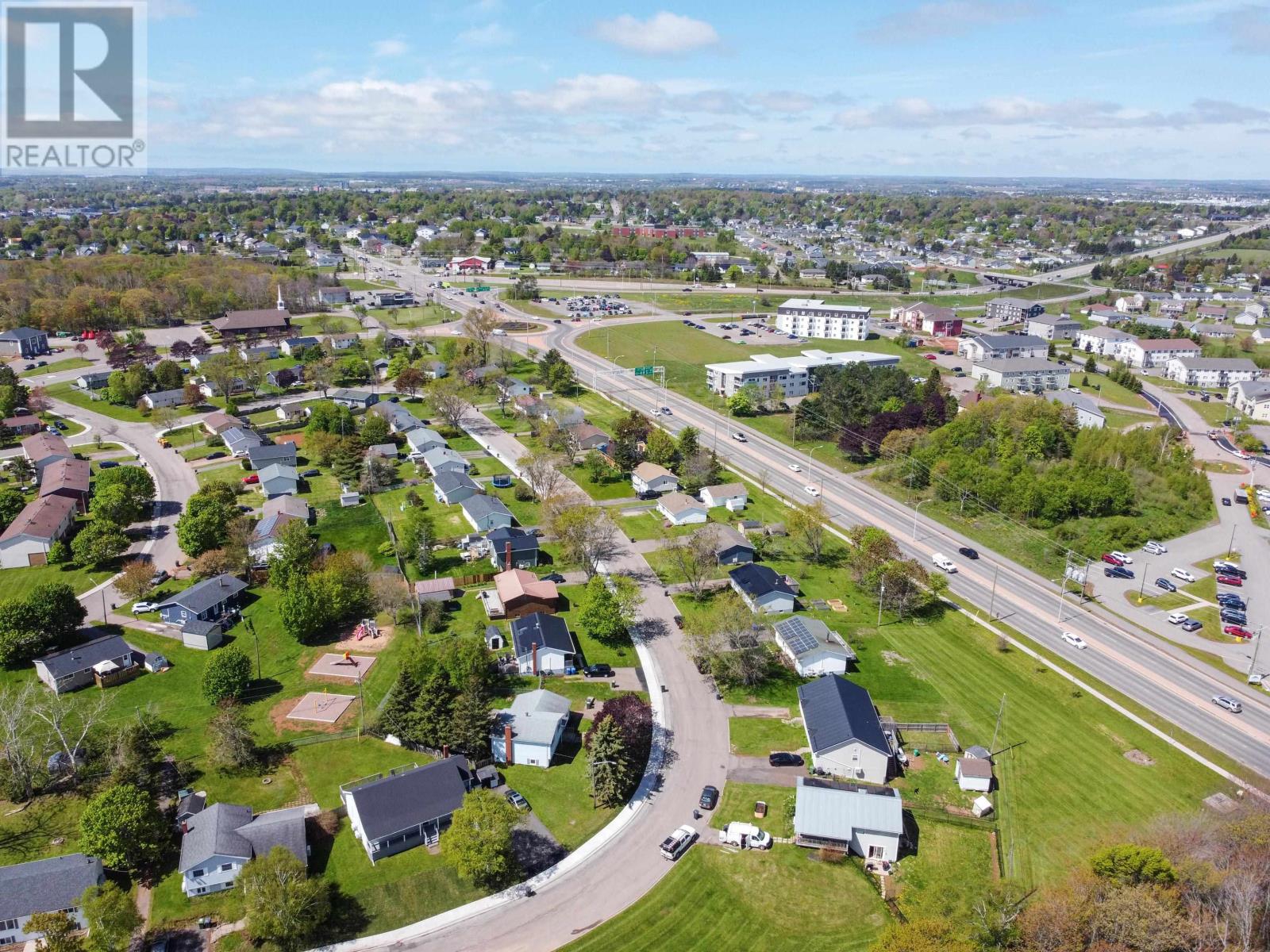 23 Westcomb Crescent, Charlottetown, Prince Edward Island  C1C 1B6 - Photo 10 - 202613281