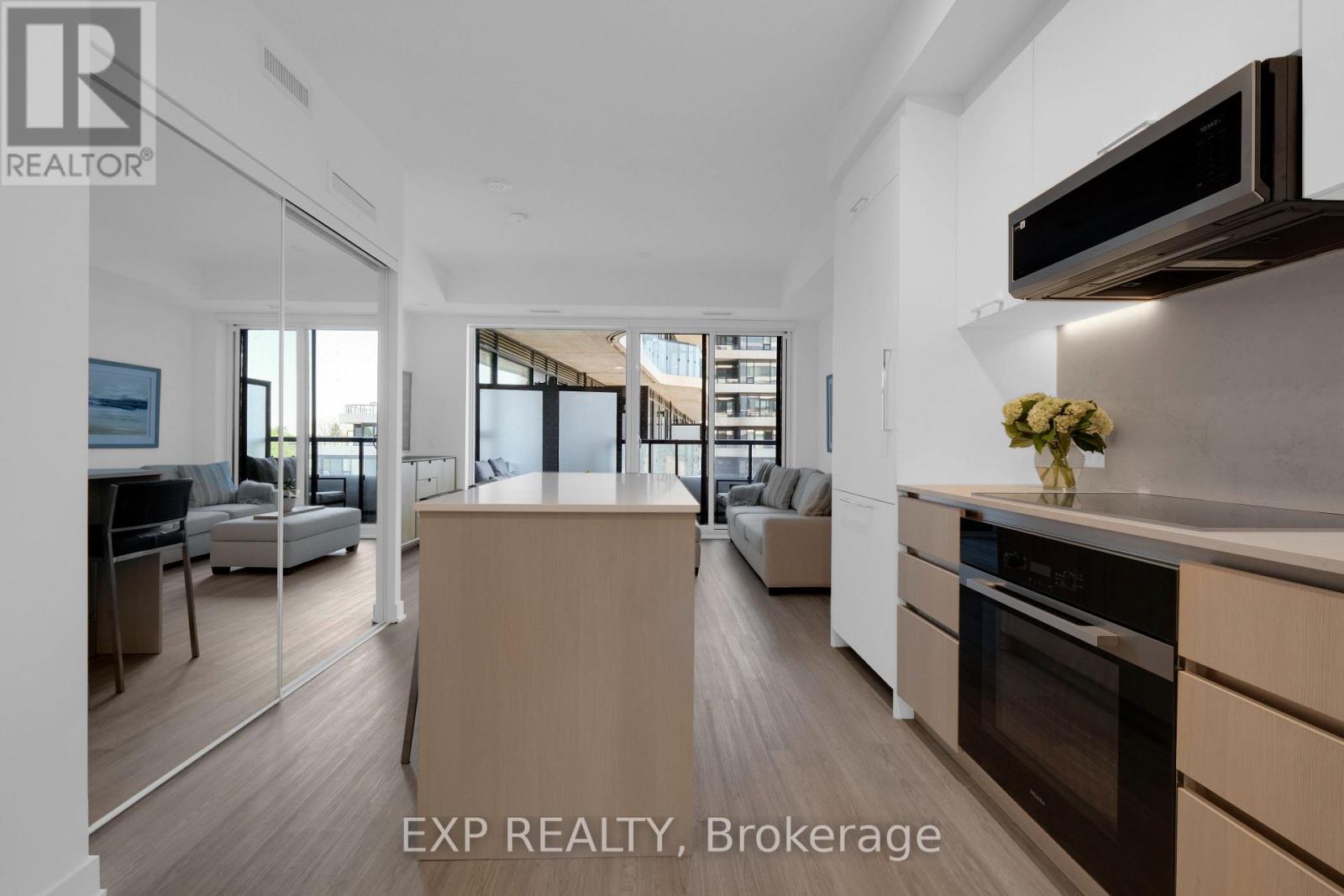 401 - 8188 Yonge Street, Vaughan, Ontario  L4J 0M2 - Photo 9 - N13240968