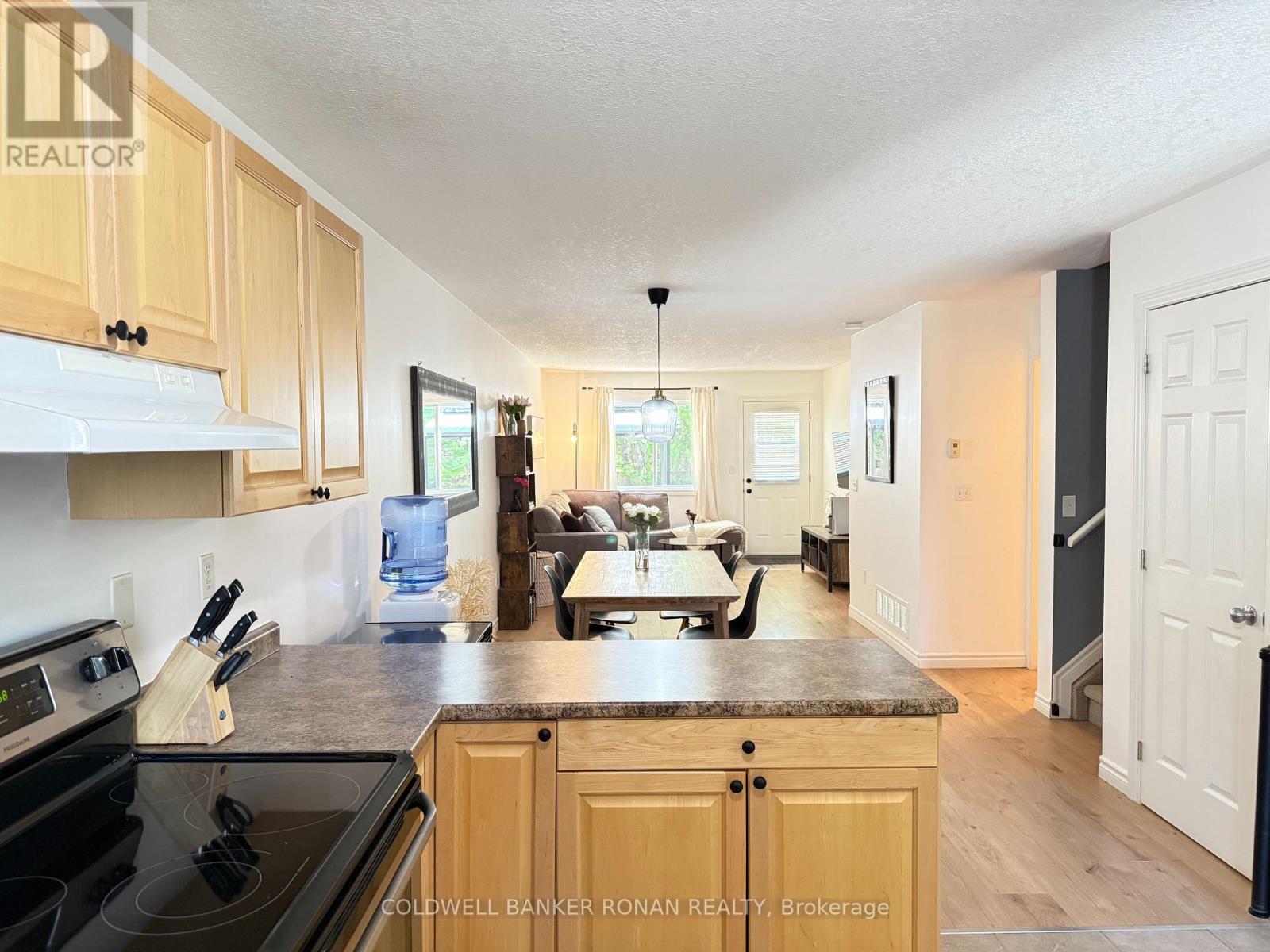 505 Thomas Street, Clearview, Ontario  L0M 1S0 - Photo 13 - S13240902