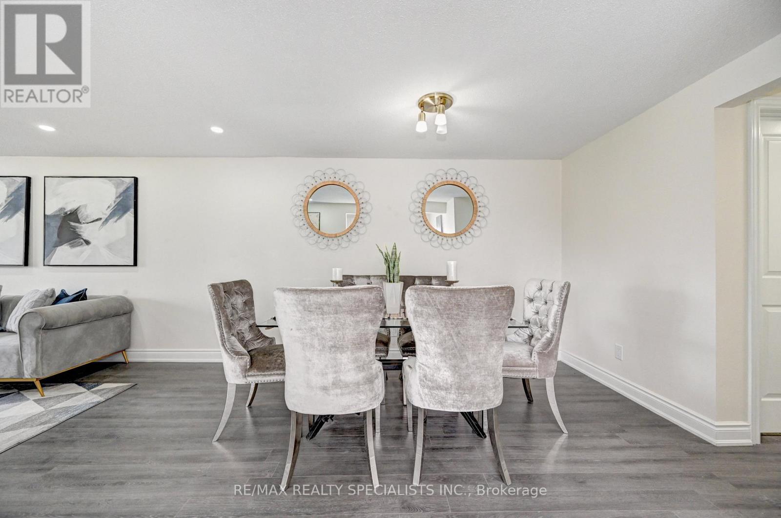 11 Dinison Crescent, Kitchener, Ontario N2E 2W3 - Photo 23 - X13240494