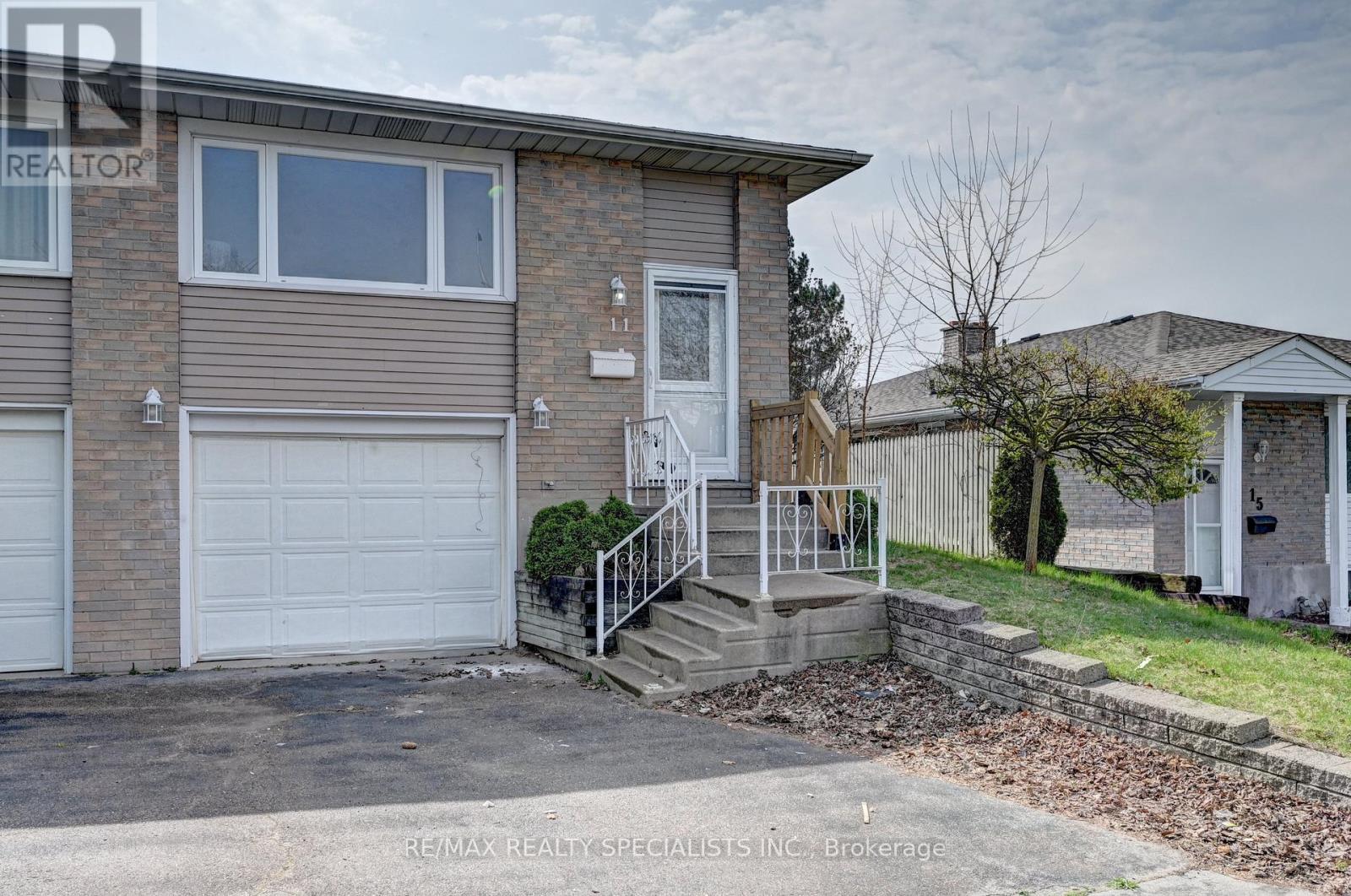 11 Dinison Crescent, Kitchener, Ontario N2E 2W3 - Photo 26 - X13240494