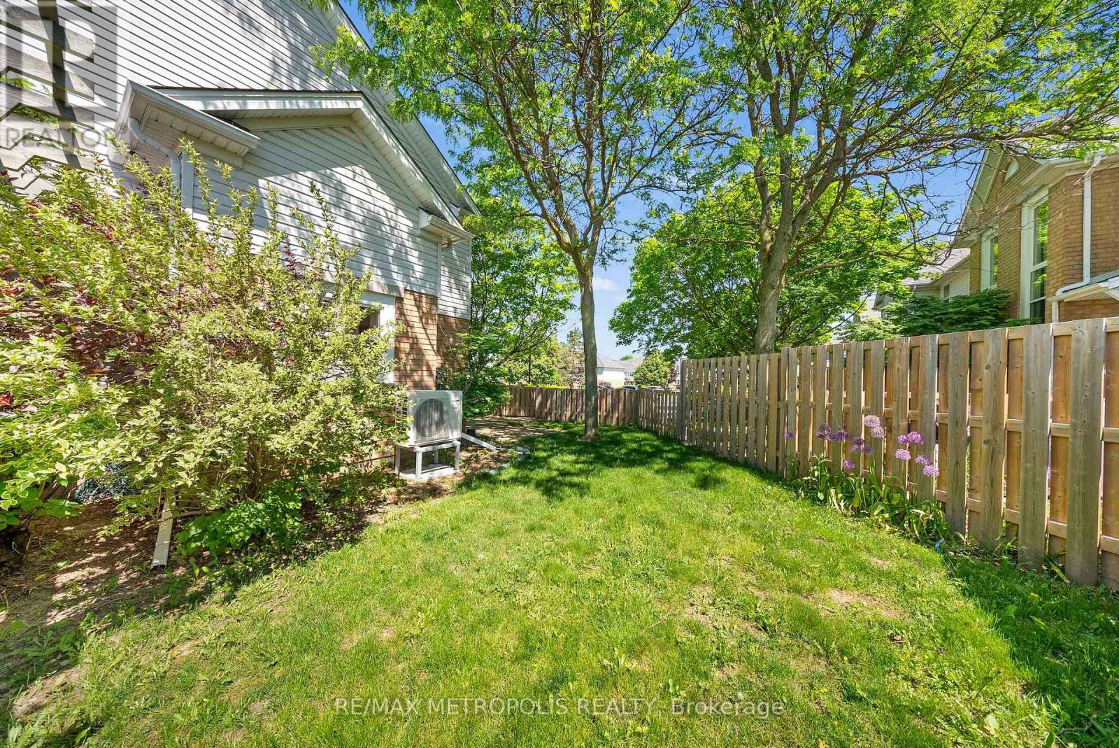 53 - 426 Grange Road, Guelph, Ontario  N1E 7E4 - Photo 45 - X13240540