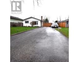 5 LANARK CRESCENT, St. Catharines, Ontario