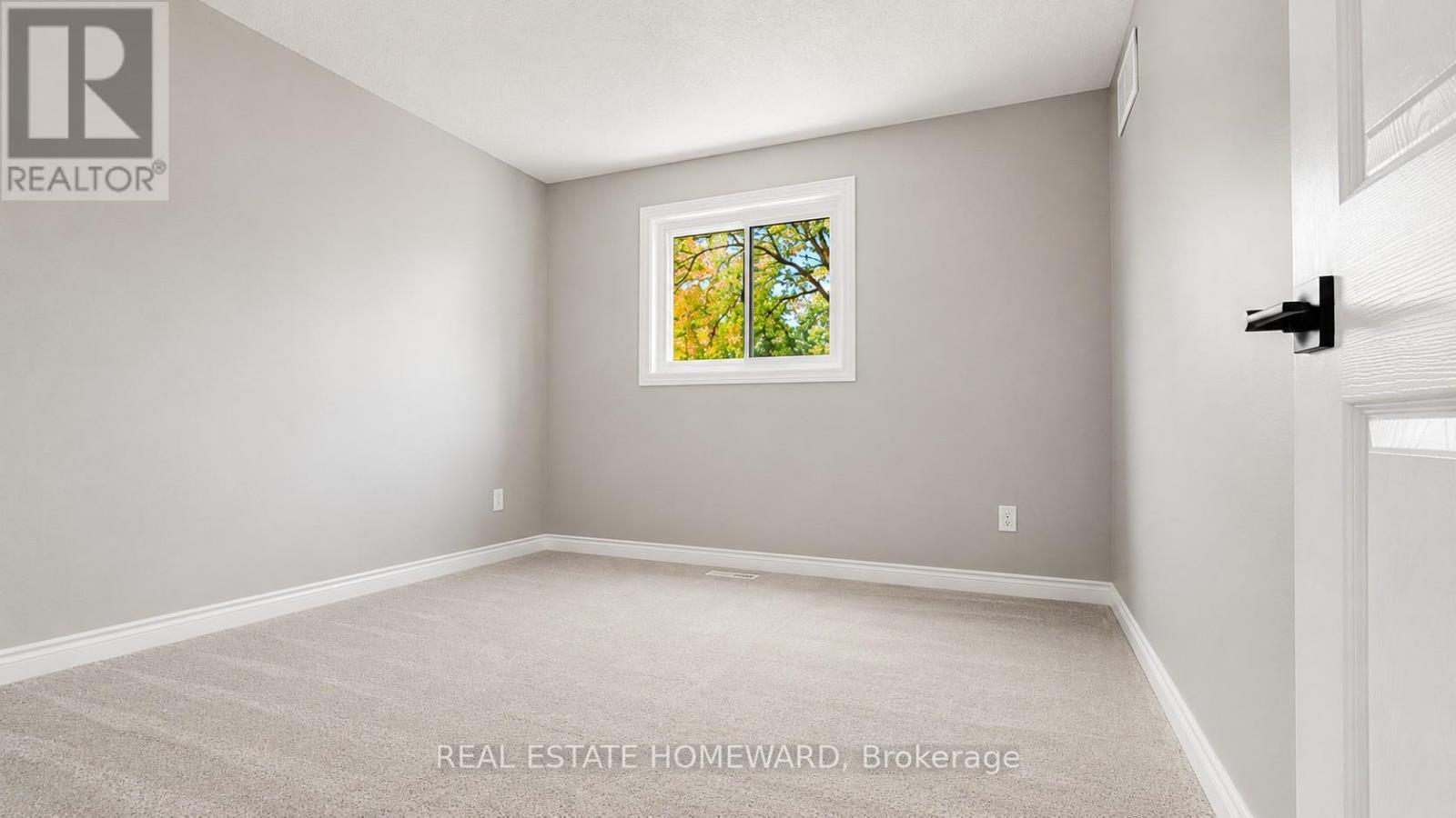 39 Tomahawk Drive S, Grimsby, Ontario  L3M 5G5 - Photo 11 - X13240890