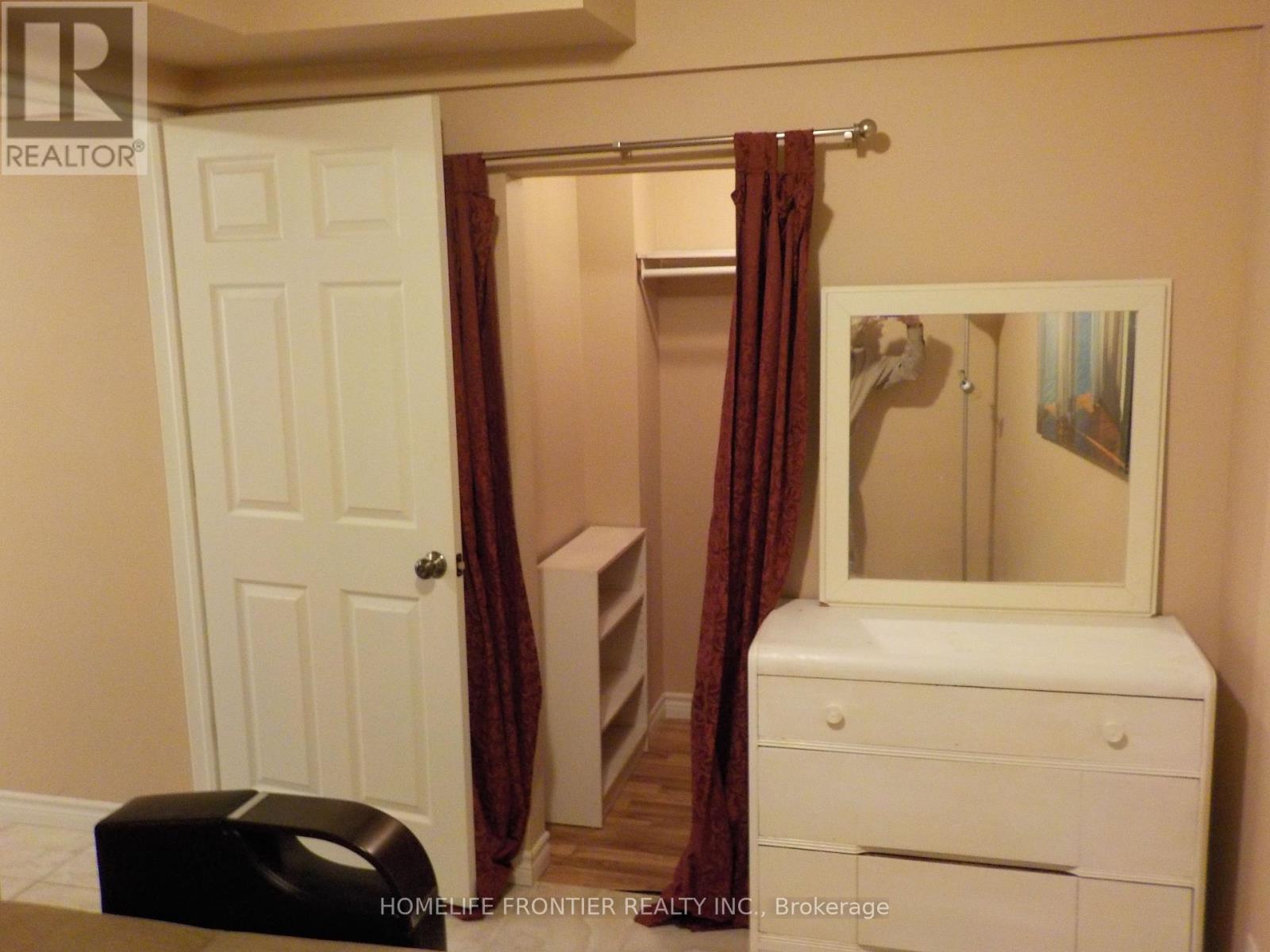 248 Shuter (Basement) Street, Toronto, Ontario  M5A 1W2 - Photo 11 - C13226078