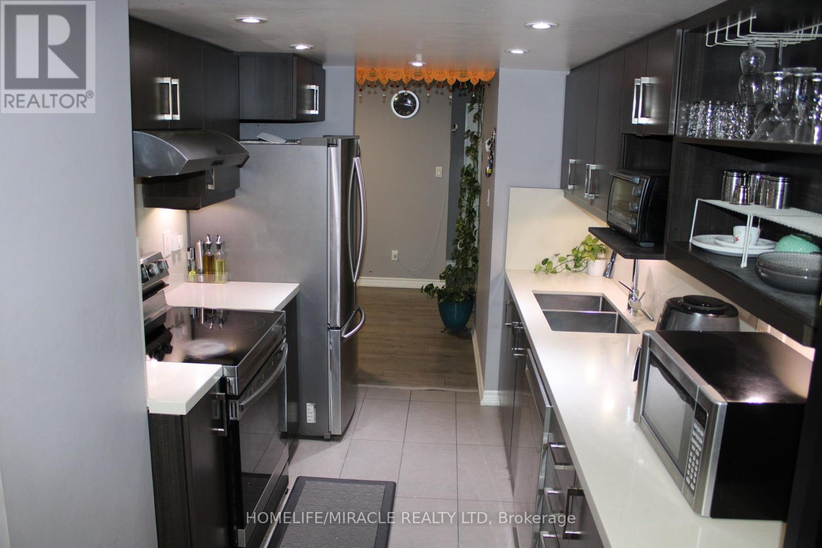 1211 - 3 Rowntree Road, Toronto, Ontario  M9V 5G8 - Photo 23 - W13240918
