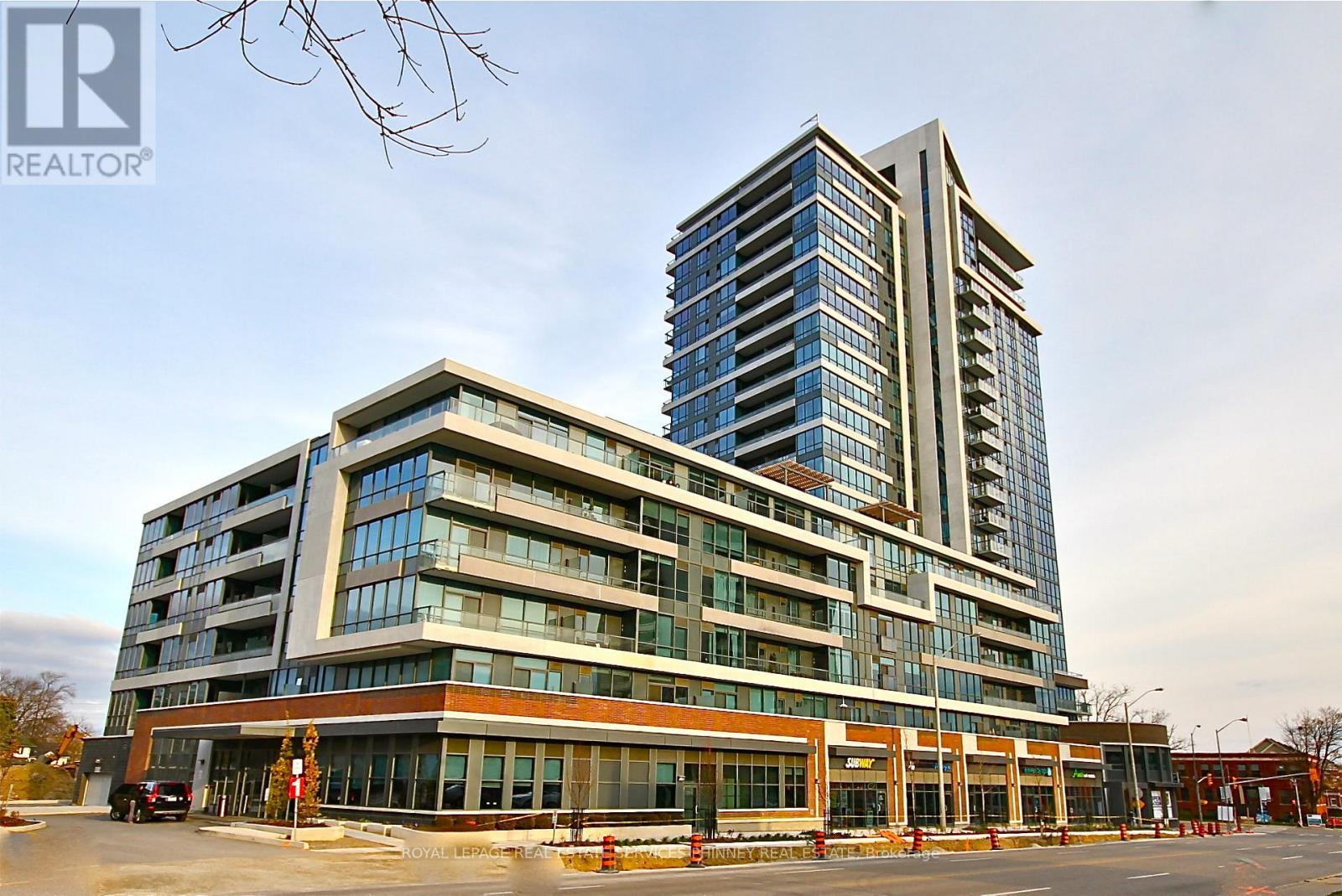 514 - 1 Hurontario Street, Mississauga, Ontario  L5G 3G8 - Photo 2 - W13240928