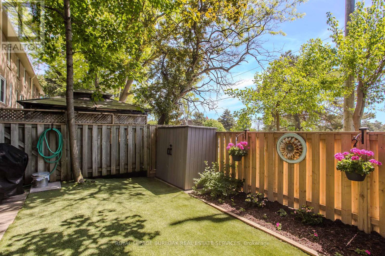 2157 Mountain Grove Avenue, Burlington, Ontario  L7P 2H8 - Photo 4 - W13241004