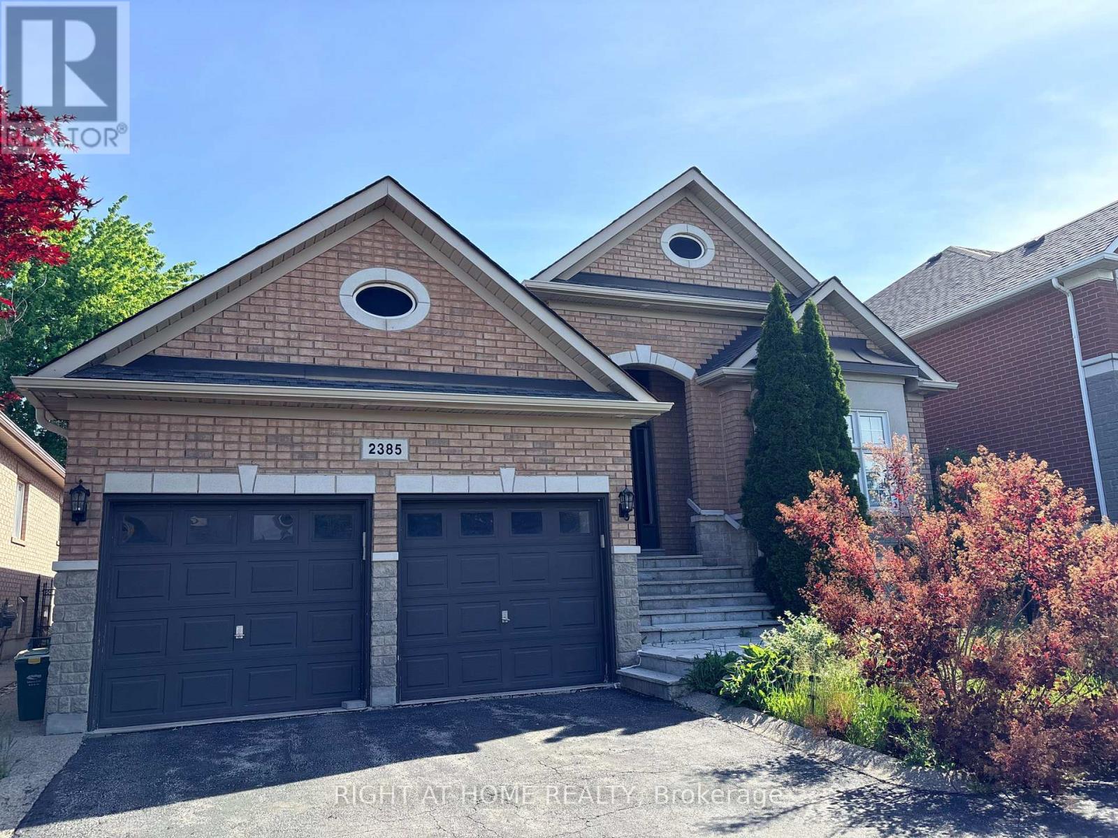 2385 EIGHTH LINE, Oakville, Ontario