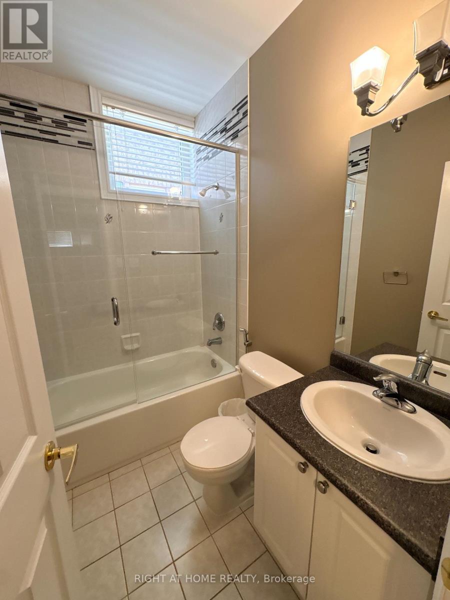 2385 Eighth Line, Oakville, Ontario  L6H 7L7 - Photo 15 - W13241064