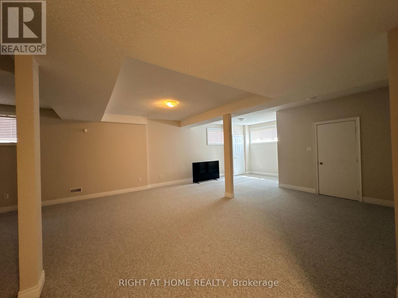 2385 Eighth Line, Oakville, Ontario  L6H 7L7 - Photo 16 - W13241064