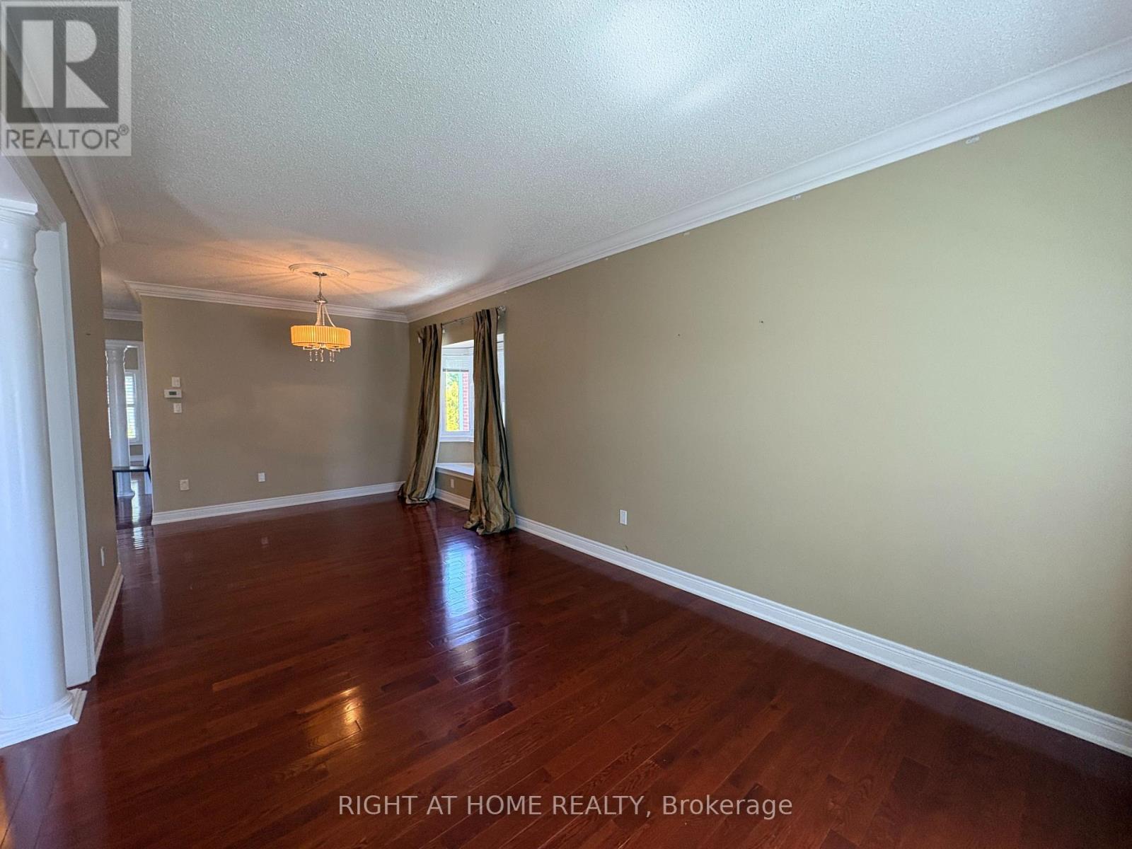 2385 Eighth Line, Oakville, Ontario  L6H 7L7 - Photo 3 - W13241064