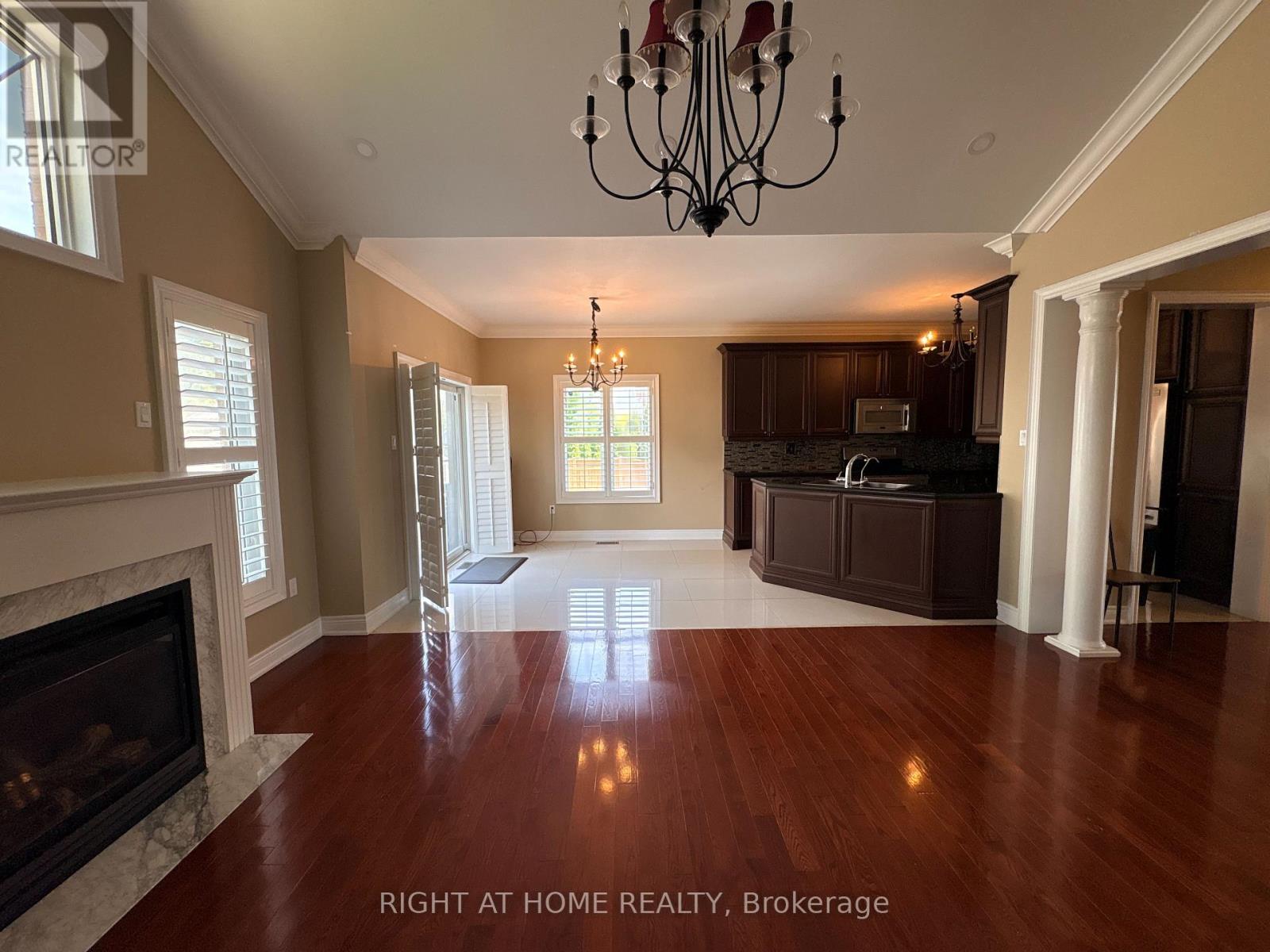 2385 Eighth Line, Oakville, Ontario  L6H 7L7 - Photo 6 - W13241064