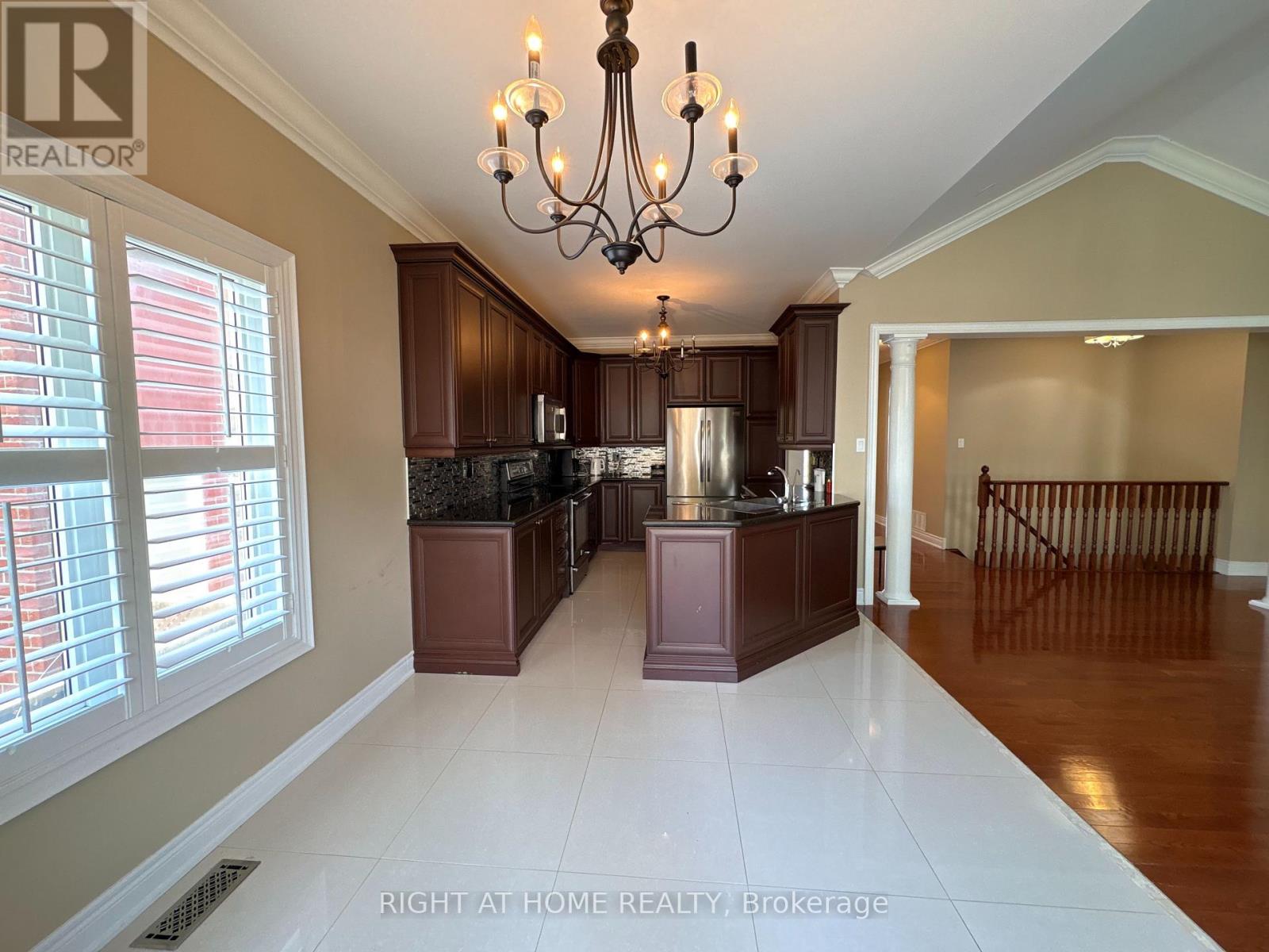 2385 Eighth Line, Oakville, Ontario  L6H 7L7 - Photo 8 - W13241064