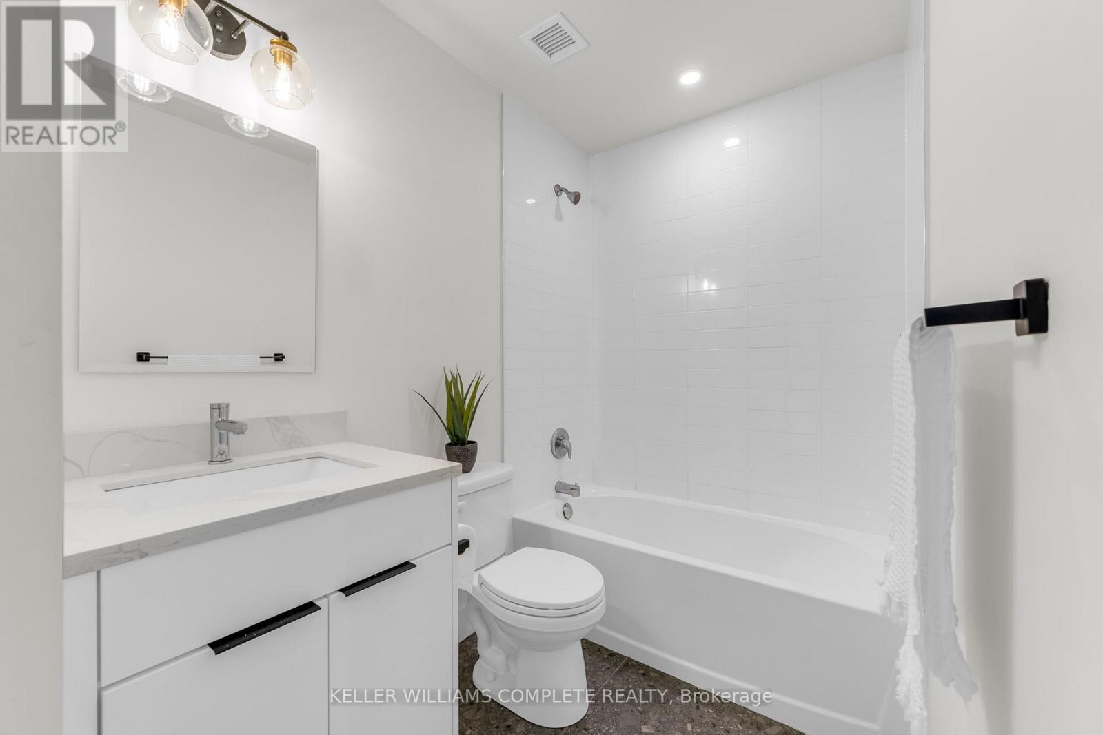 610 - 24 Augusta Street, Hamilton, Ontario  L8N 0B7 - Photo 12 - X13240972