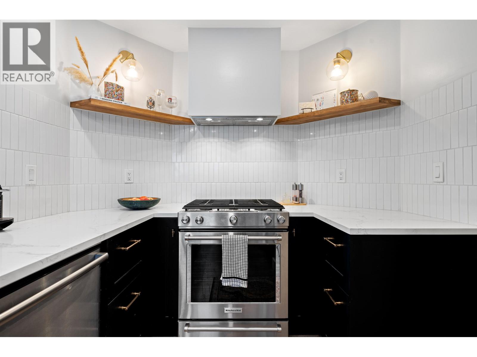 3381 Flagstaff Place, Vancouver, British Columbia  V4S 4K9 - Photo 10 - R3130503