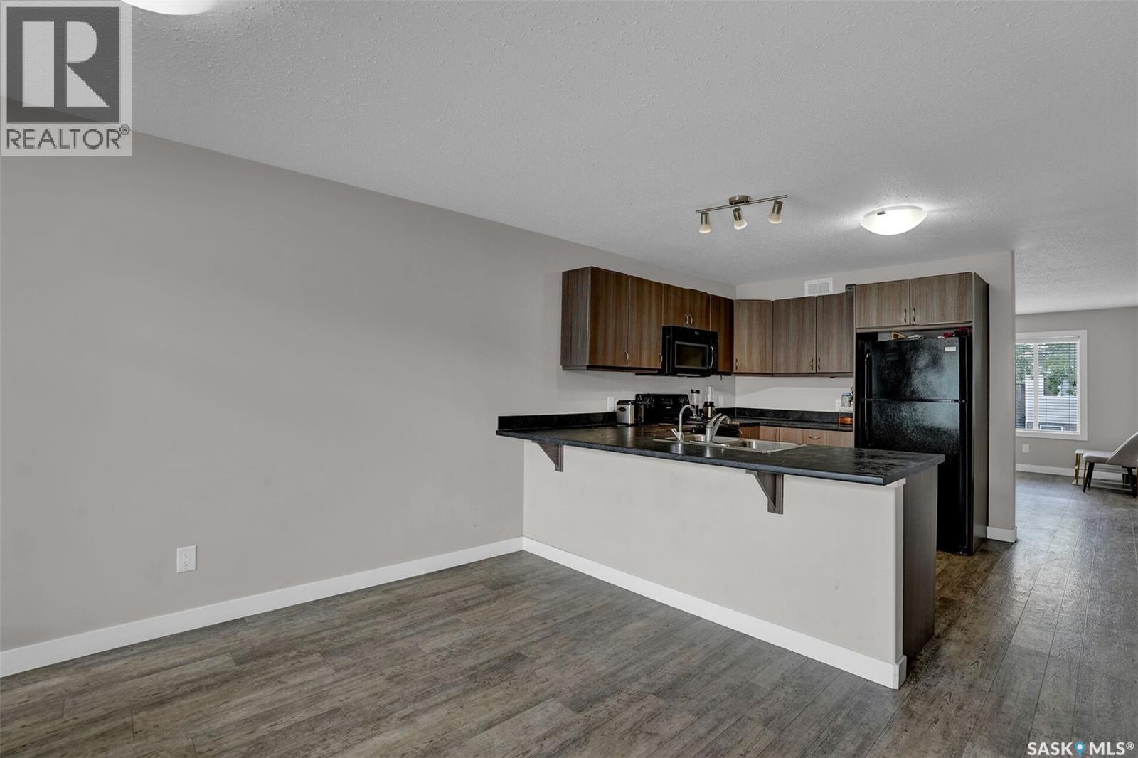 2030 Francis Street, Regina, Saskatchewan  S4N 2P1 - Photo 7 - SK038279