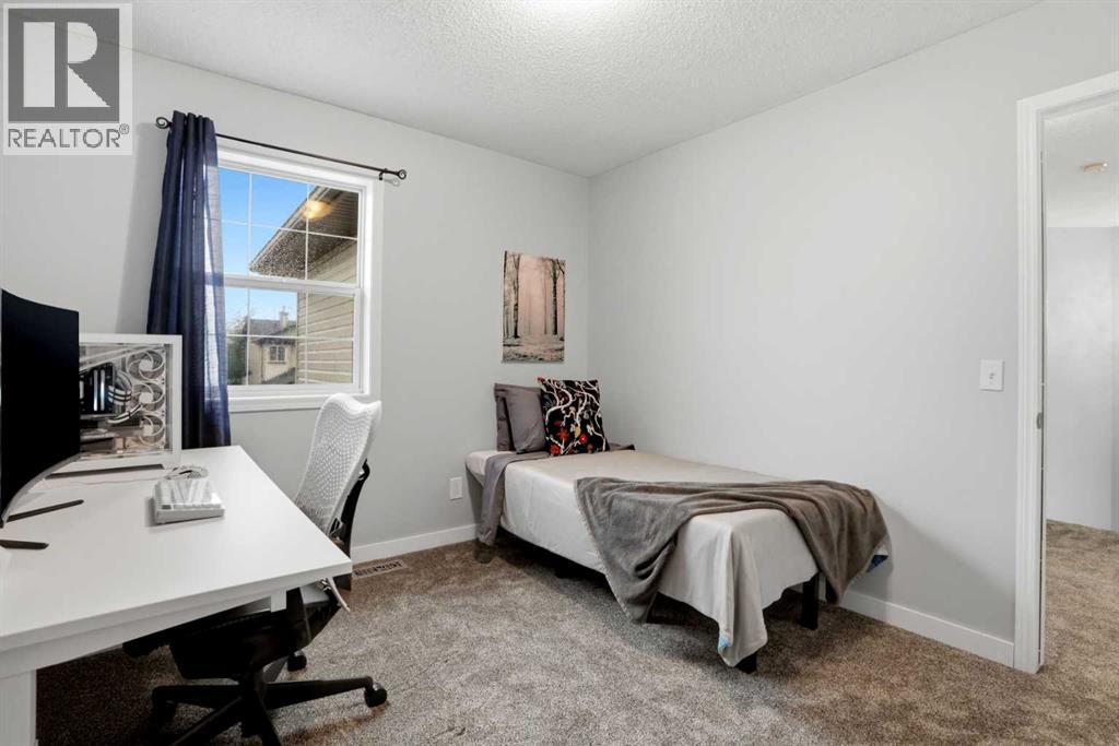 390 Douglas Ridge Circle Se, Calgary, Alberta  T2Z 3H6 - Photo 22 - A2317736