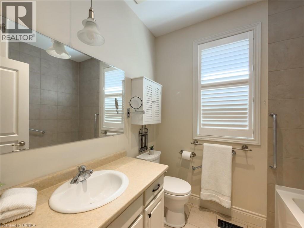 95 North Park Street Unit# 2, Brantford, Ontario  N3R 4K2 - Photo 17 - 40836368