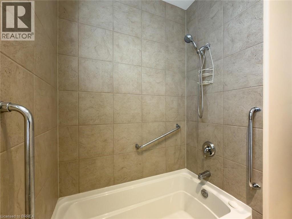 95 North Park Street Unit# 2, Brantford, Ontario  N3R 4K2 - Photo 18 - 40836368