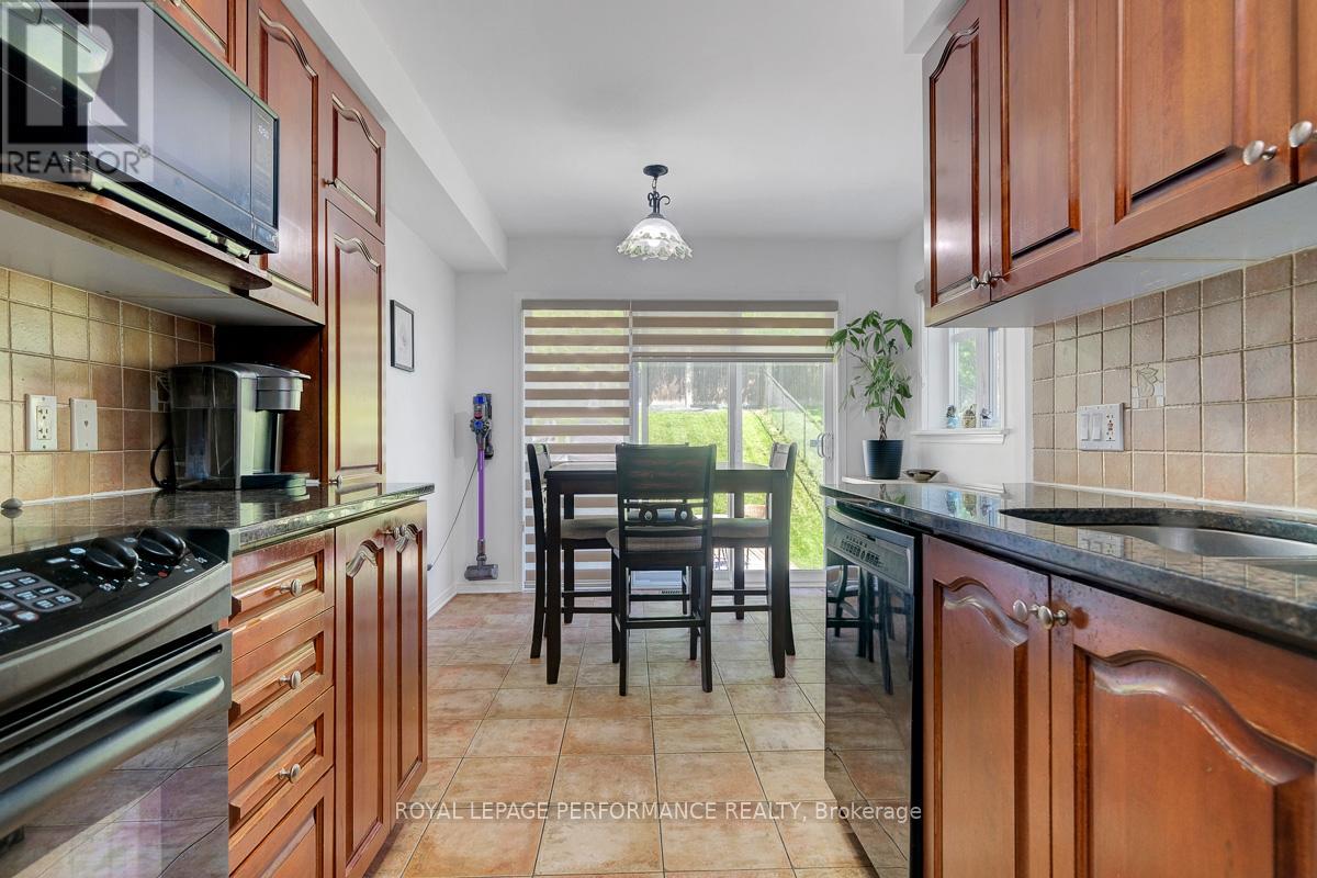 167 Duntroon Circle, Ottawa, Ontario  K1T 4C8 - Photo 8 - X13241228