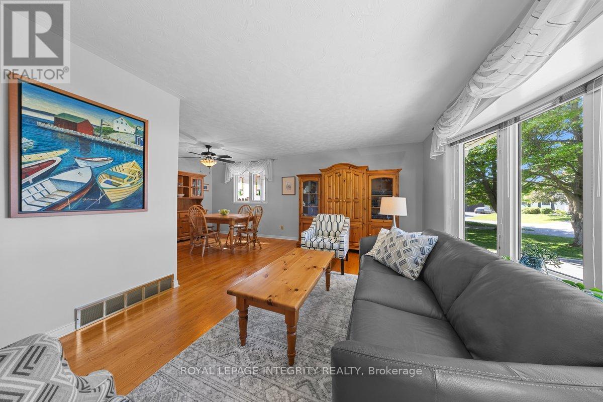 30 Biscayne Crescent, Ottawa, Ontario  K2E 6Y9 - Photo 5 - X13241268