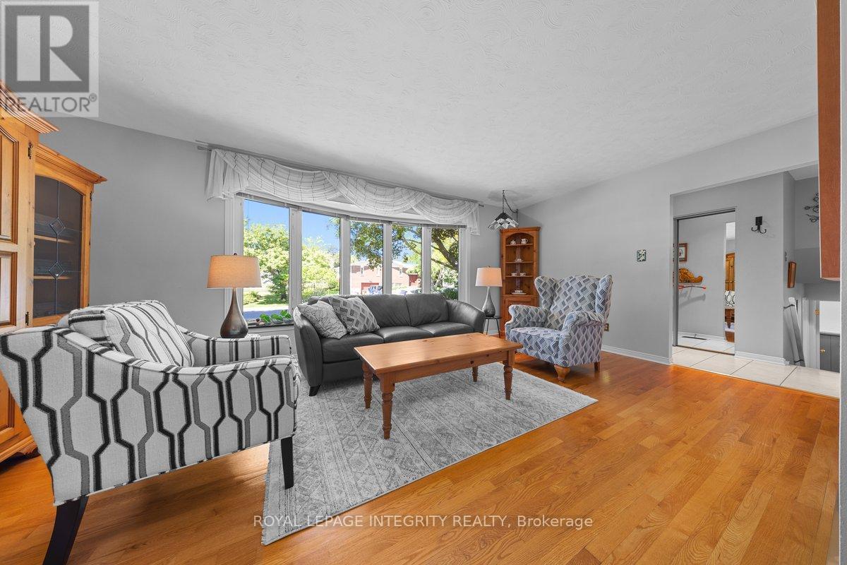 30 Biscayne Crescent, Ottawa, Ontario  K2E 6Y9 - Photo 6 - X13241268