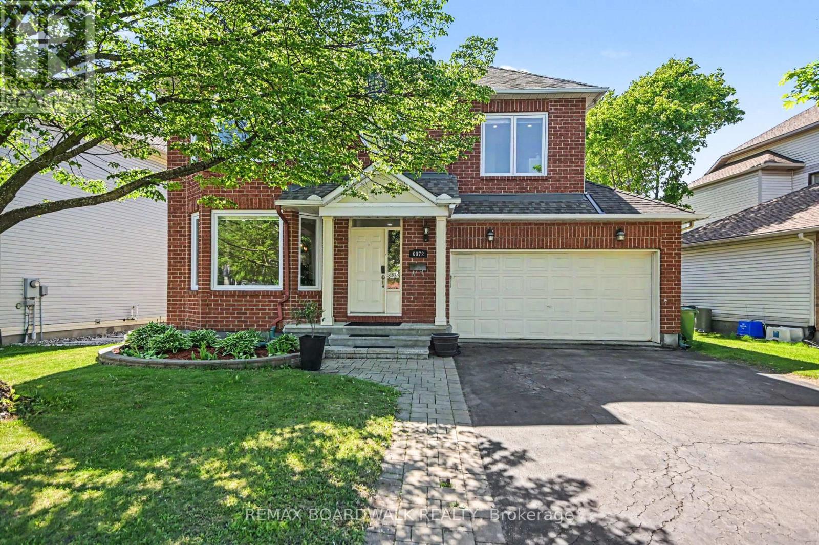 6072 Longleaf Drive, Ottawa, Ontario  K1W 1G4 - Photo 2 - X13241272