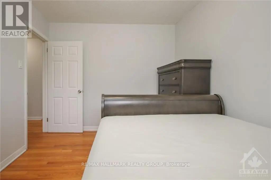 45 Hilliard Avenue, Ottawa, Ontario  K2E 6B9 - Photo 12 - X13241310