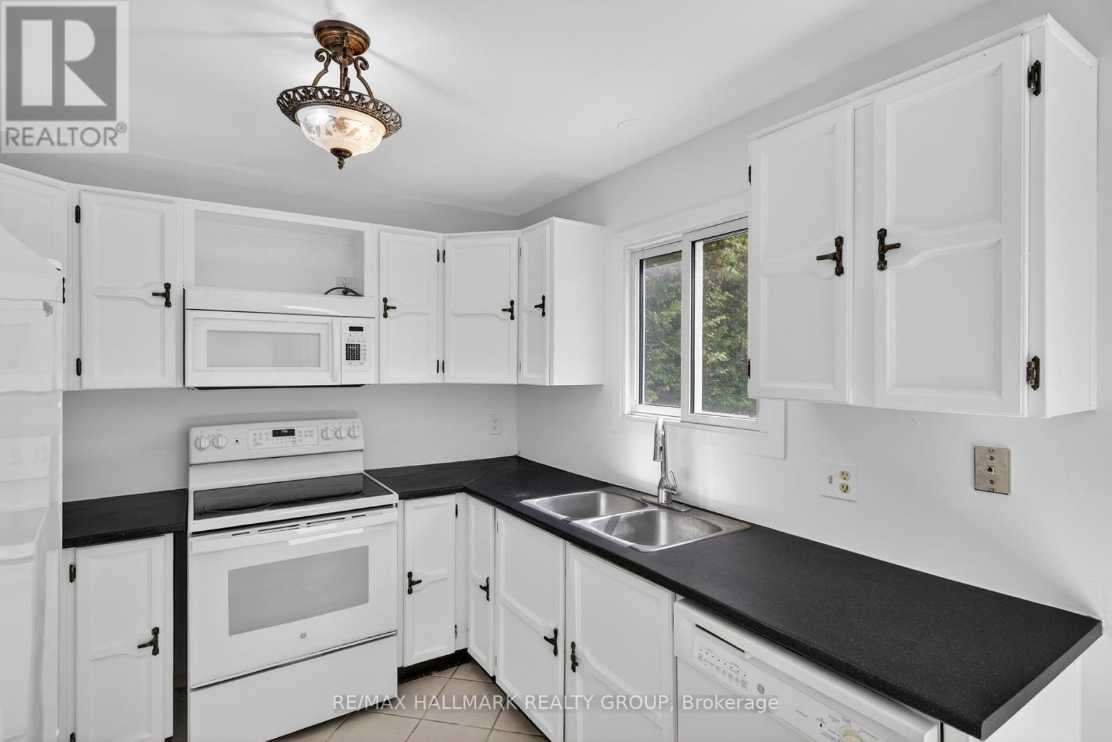 6202 Ravine Way, Ottawa, Ontario  K1C 2W4 - Photo 14 - X13241342