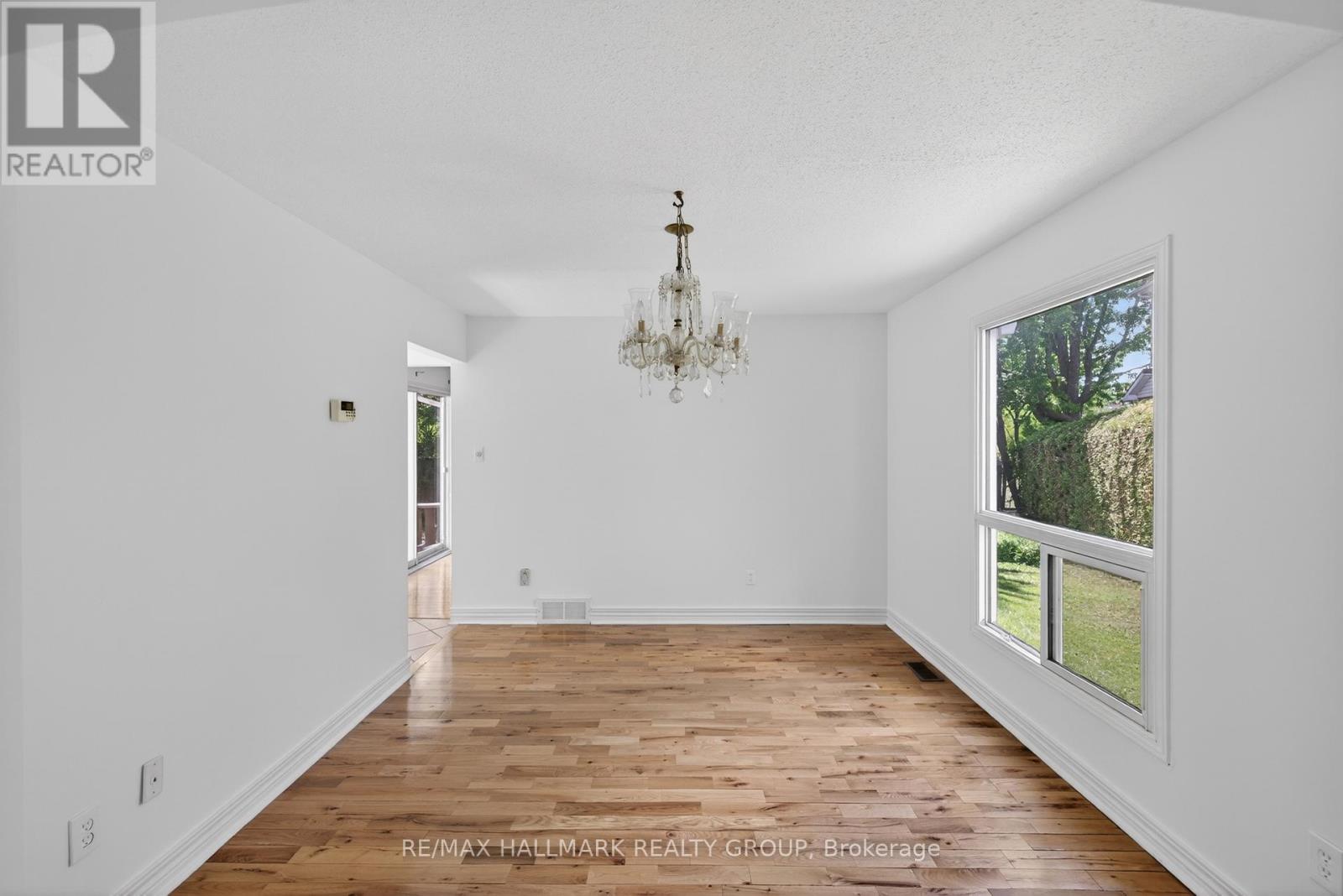 6202 Ravine Way, Ottawa, Ontario  K1C 2W4 - Photo 7 - X13241342