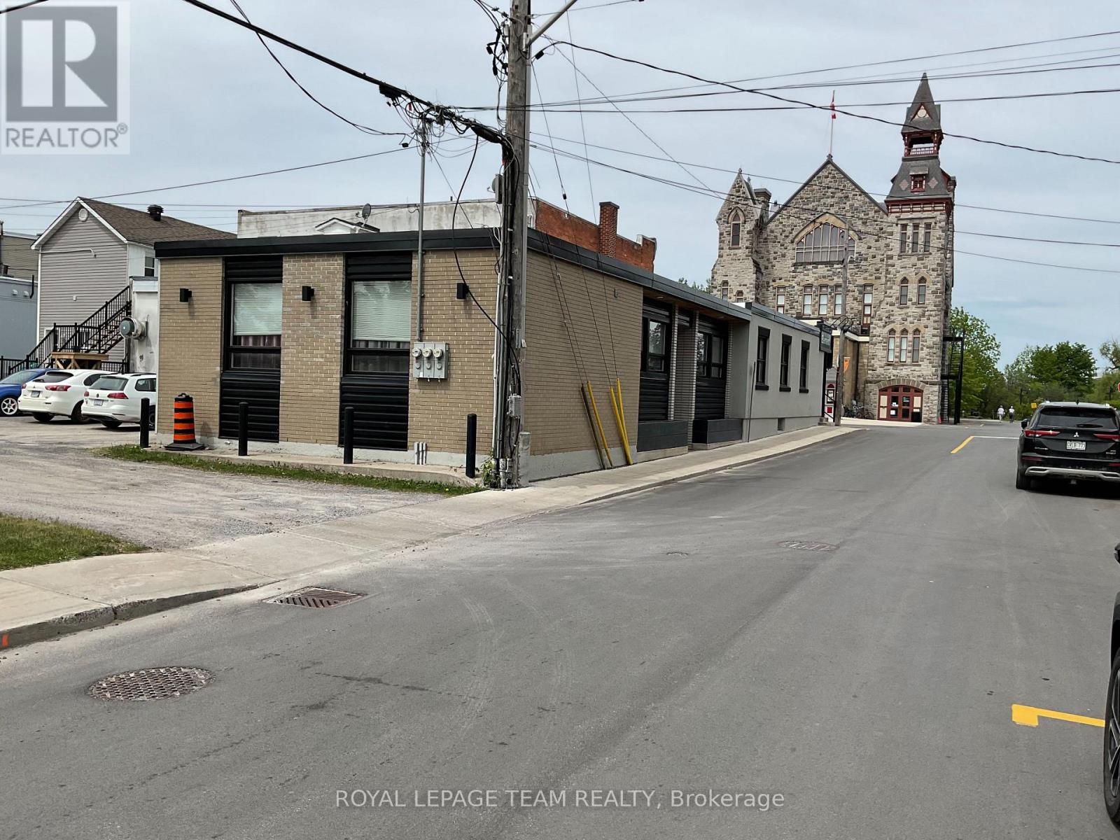 118/116 Water Street, Mississippi Mills, Ontario  K0A 1A0 - Photo 2 - X13241370