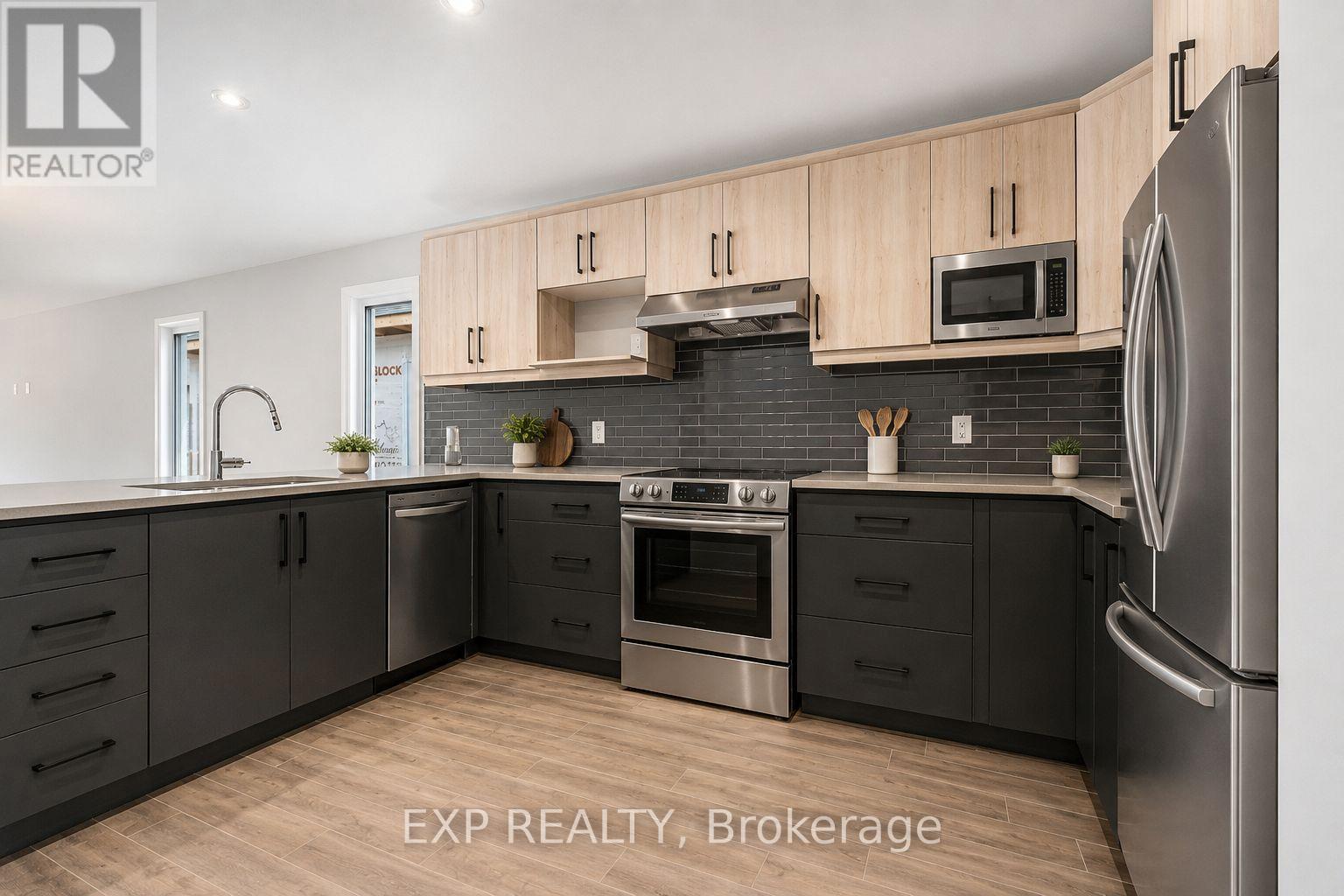 1220 Montblanc Crescent, Russell, Ontario  K0A 1W0 - Photo 6 - X13241454