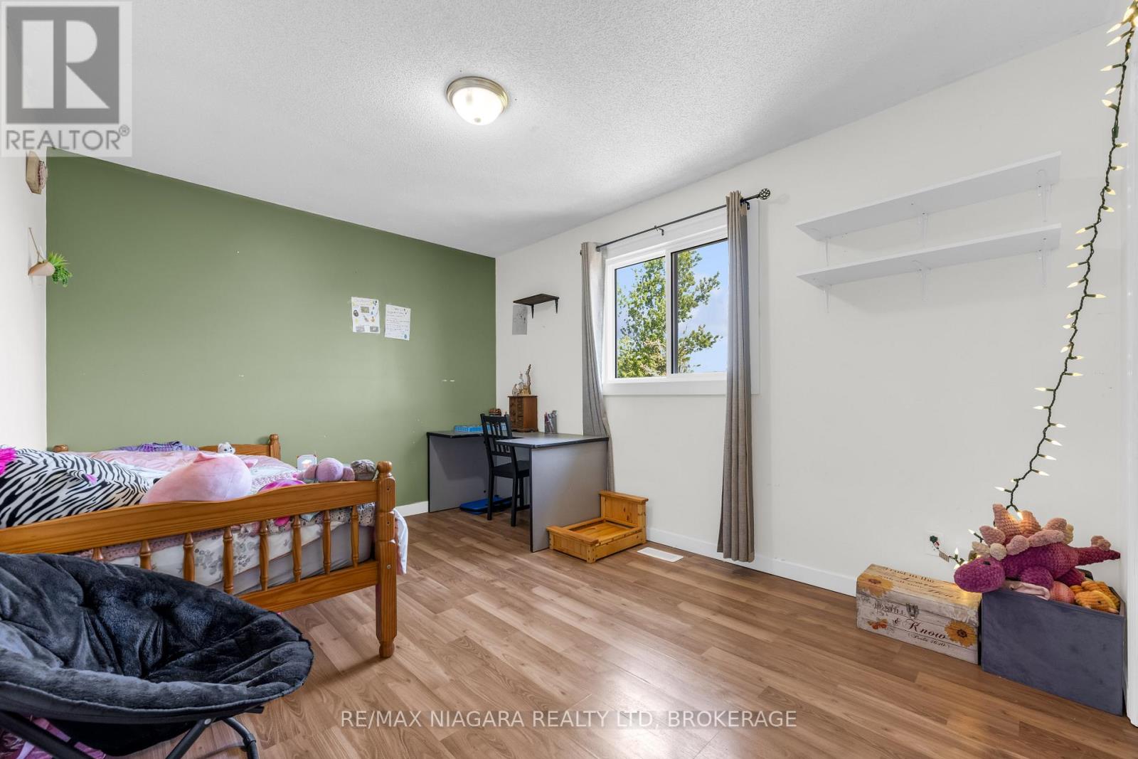 7 Hillcrest Road, Port Colborne, Ontario  L3K 6B2 - Photo 11 - X13241128
