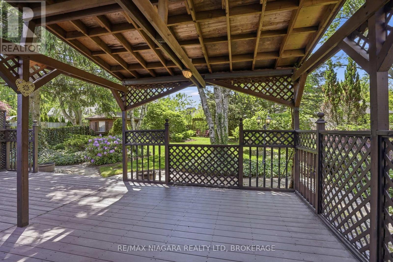 65 October Drive, St. Catharines, Ontario  L2N 6J4 - Photo 33 - X13241404