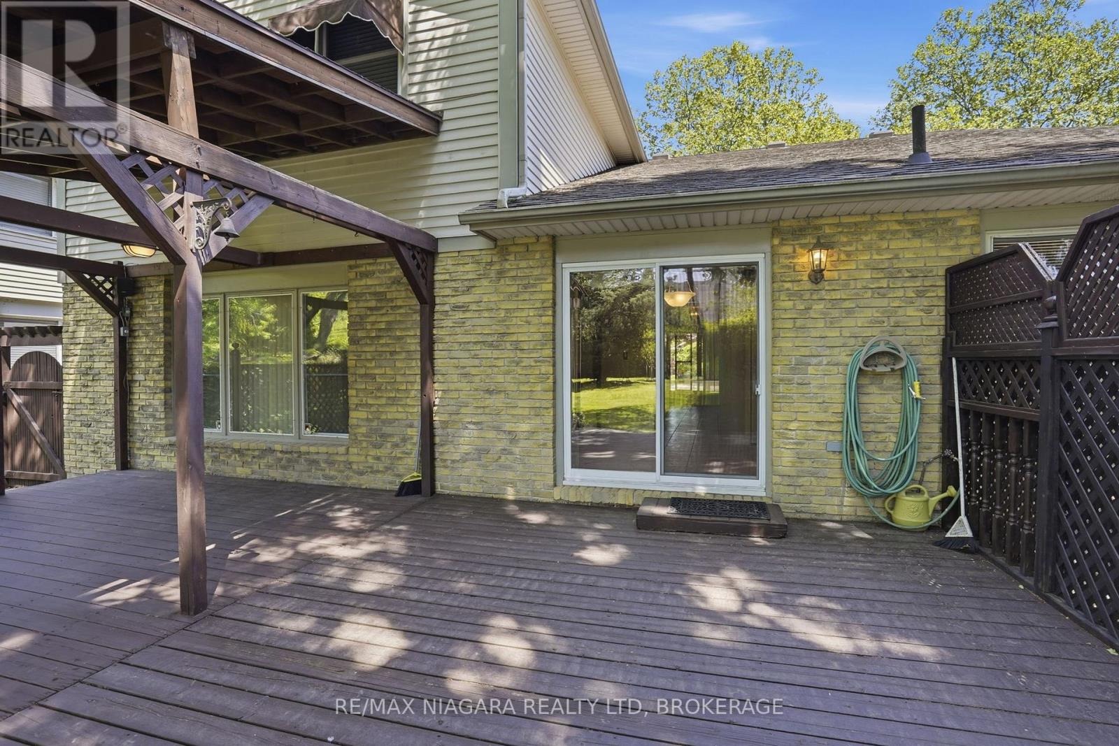 65 October Drive, St. Catharines, Ontario  L2N 6J4 - Photo 39 - X13241404