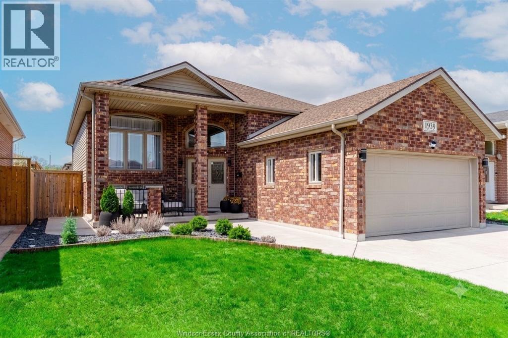 1939 Everts Avenue, Windsor, Ontario  N9B 0B6 - Photo 2 - 26013139