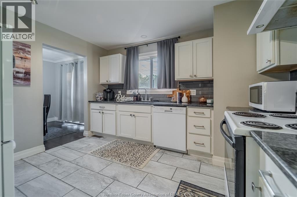 3536 Wolfe Court, Windsor, Ontario  N9C 1X2 - Photo 8 - 26013117