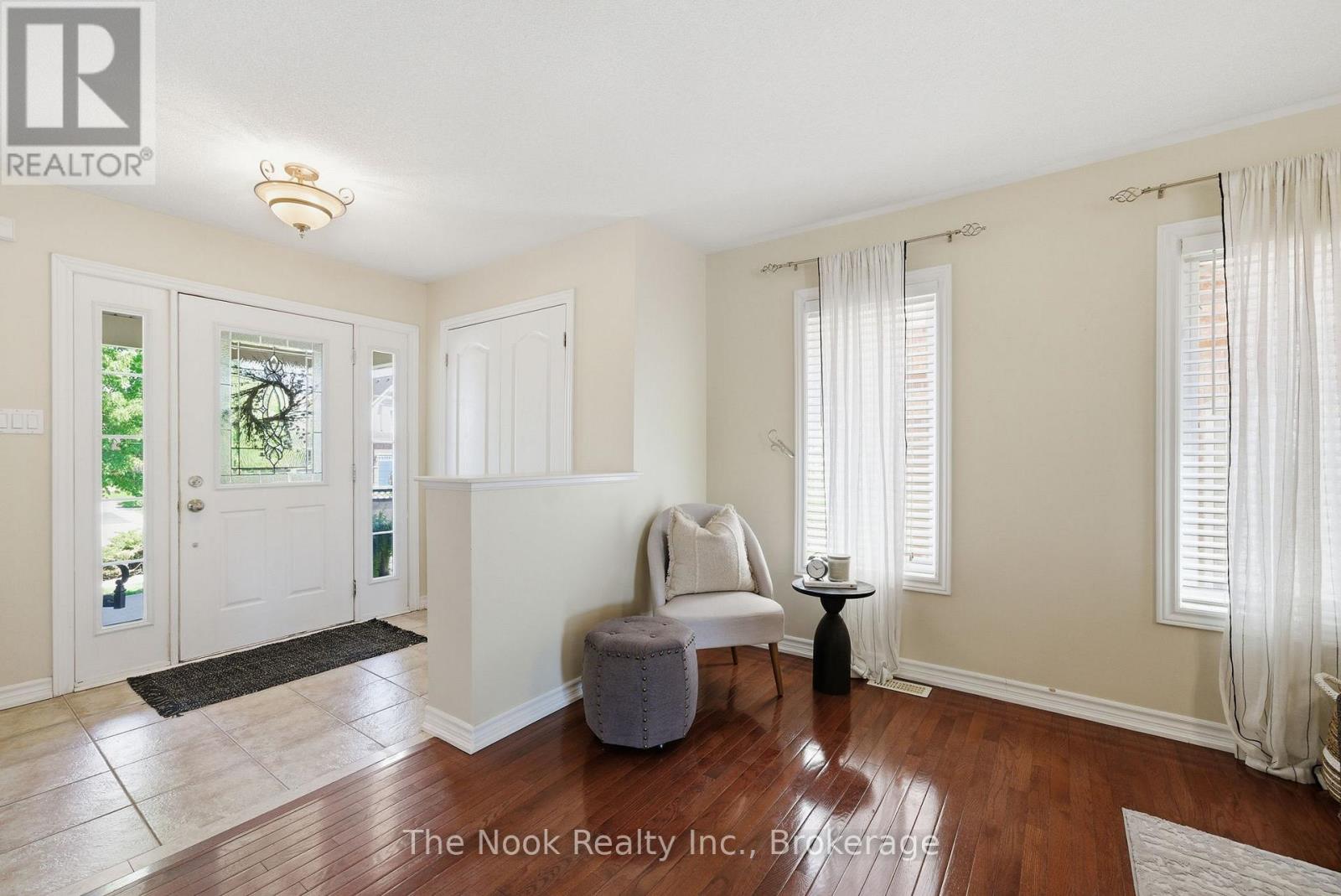 337 Bons Avenue, Clarington, Ontario  L1C 0A2 - Photo 5 - E13241412