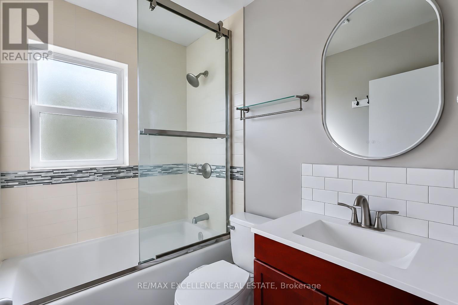 35 Siebert Avenue, Kitchener, Ontario  N2C 2A5 - Photo 13 - X13239664