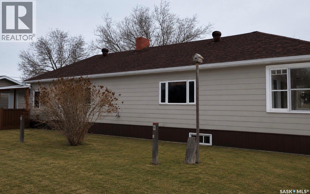 52 2nd Avenue Ne, Swift Current, Saskatchewan  S9H 2C5 - Photo 38 - SK026635