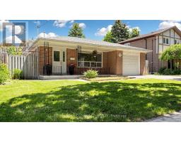 23 LESGAY CRESCENT, Toronto, Ontario