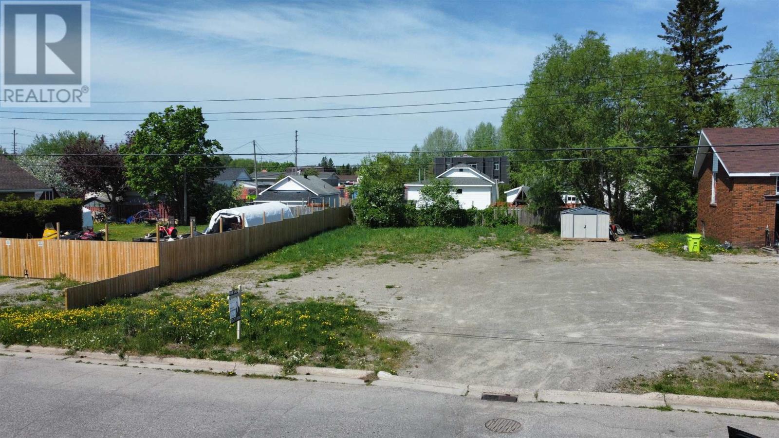 25 Nichol Ave, Sault Ste. Marie, Ontario  P6C 4V3 - Photo 5 - SM261320